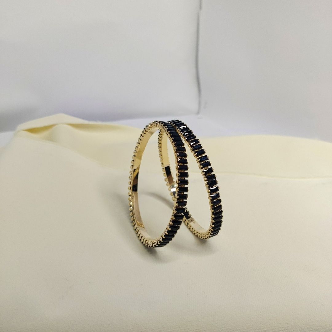 Black Royale Bangle