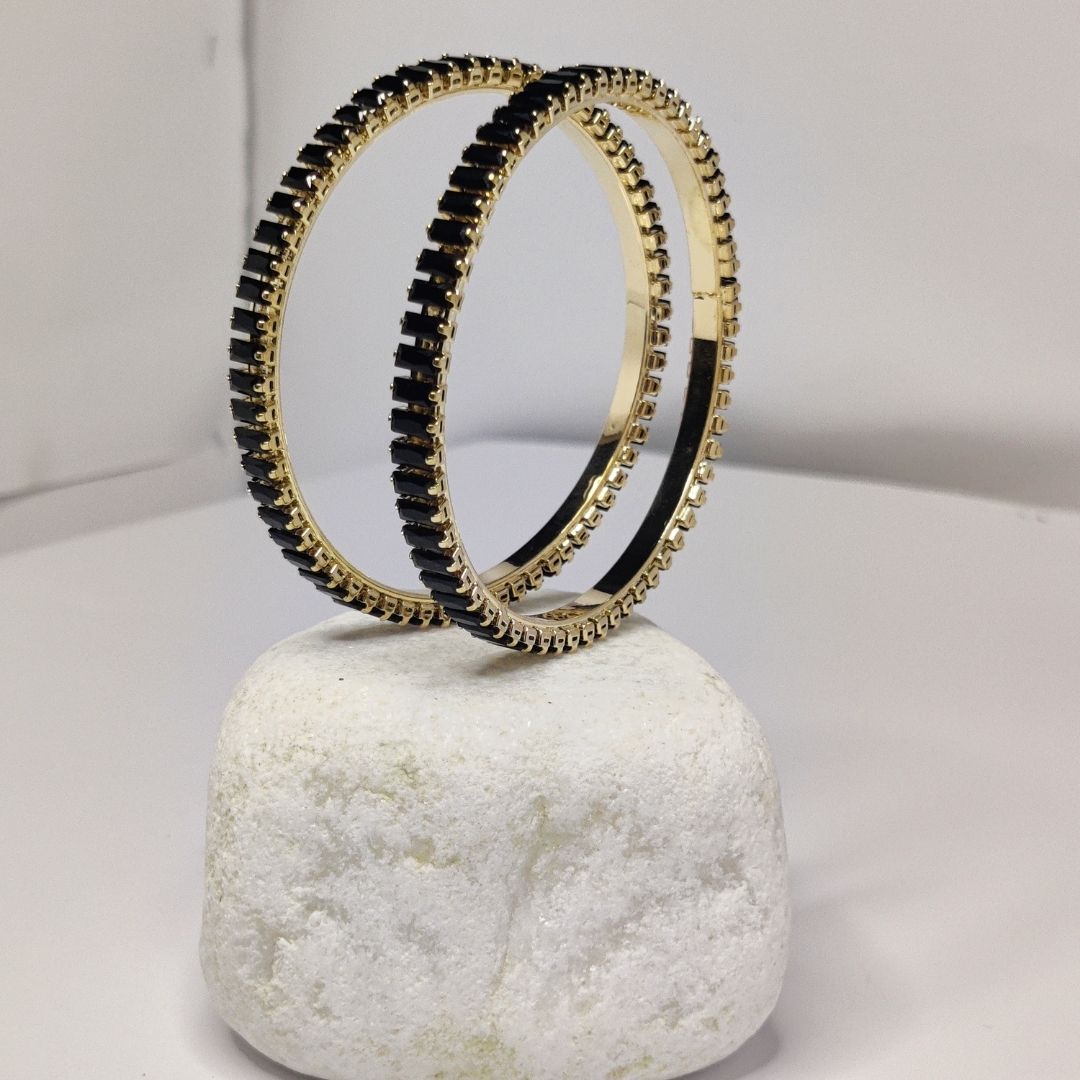 Black Royale Bangle
