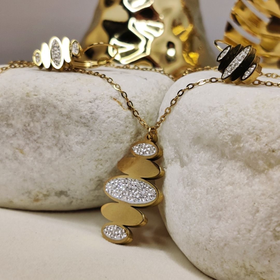 Celesta Pendant Sets