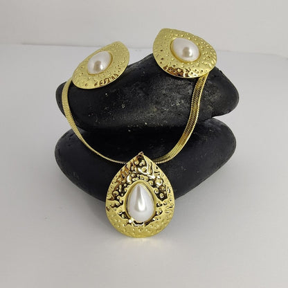 Royal Tear Drop Pendant Sets